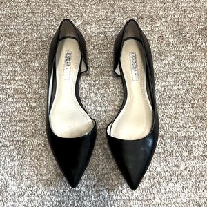 BCBGeneration Black Leather Pointed Toe Flats Size 5.5